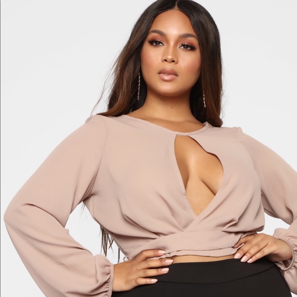 Plus Size Top - Picture 2 of 5